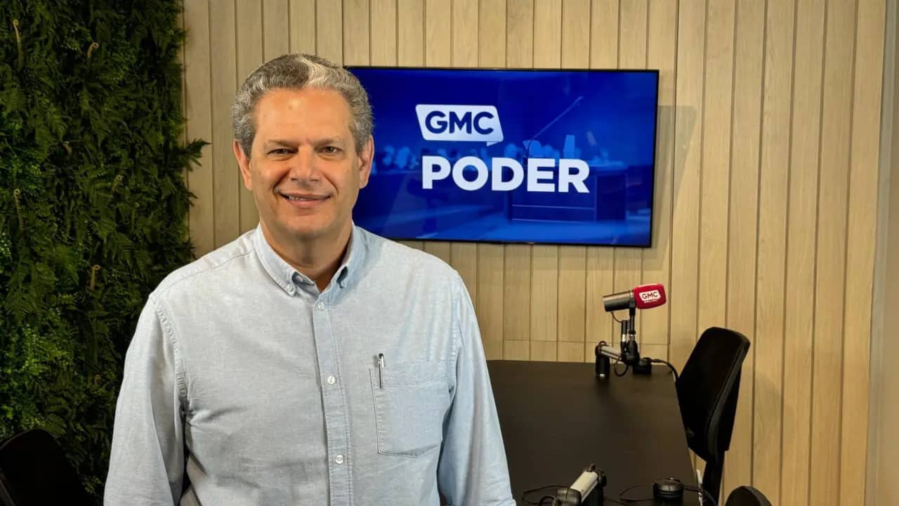 Silvio Barros (PP) na sede Grupo Maringá de Comunicação.